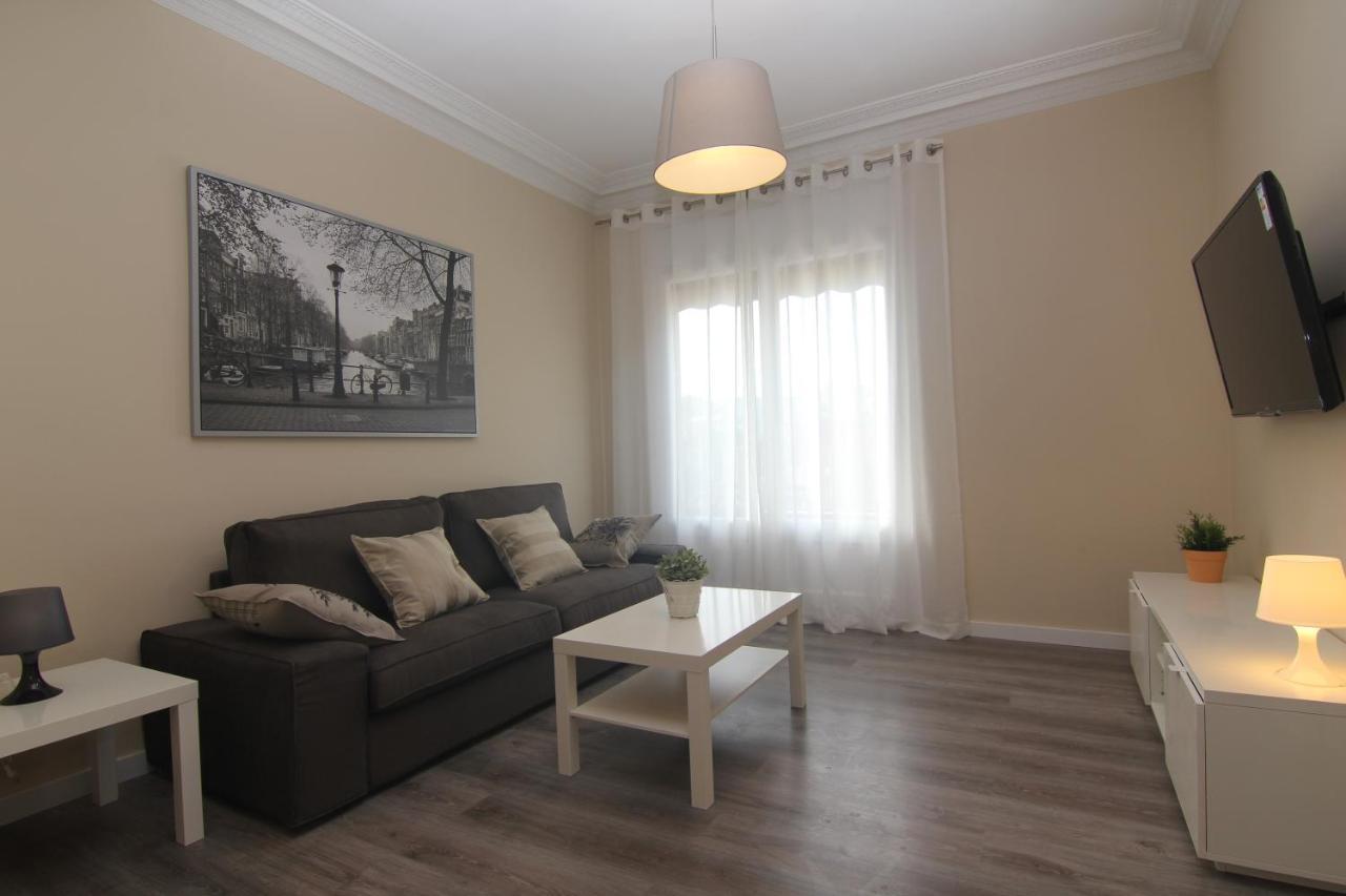 Felip - Spacious And Quiet Apartments Барселона Экстерьер фото